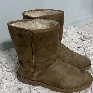 Cozy Beige Ankle Boots